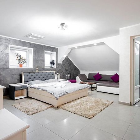 Cazare Moldi - Regim Hotelier Câmpulung Moldovenesc Extérieur photo