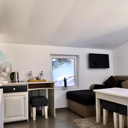 Cazare Moldi - Regim Hotelier Câmpulung Moldovenesc Extérieur photo