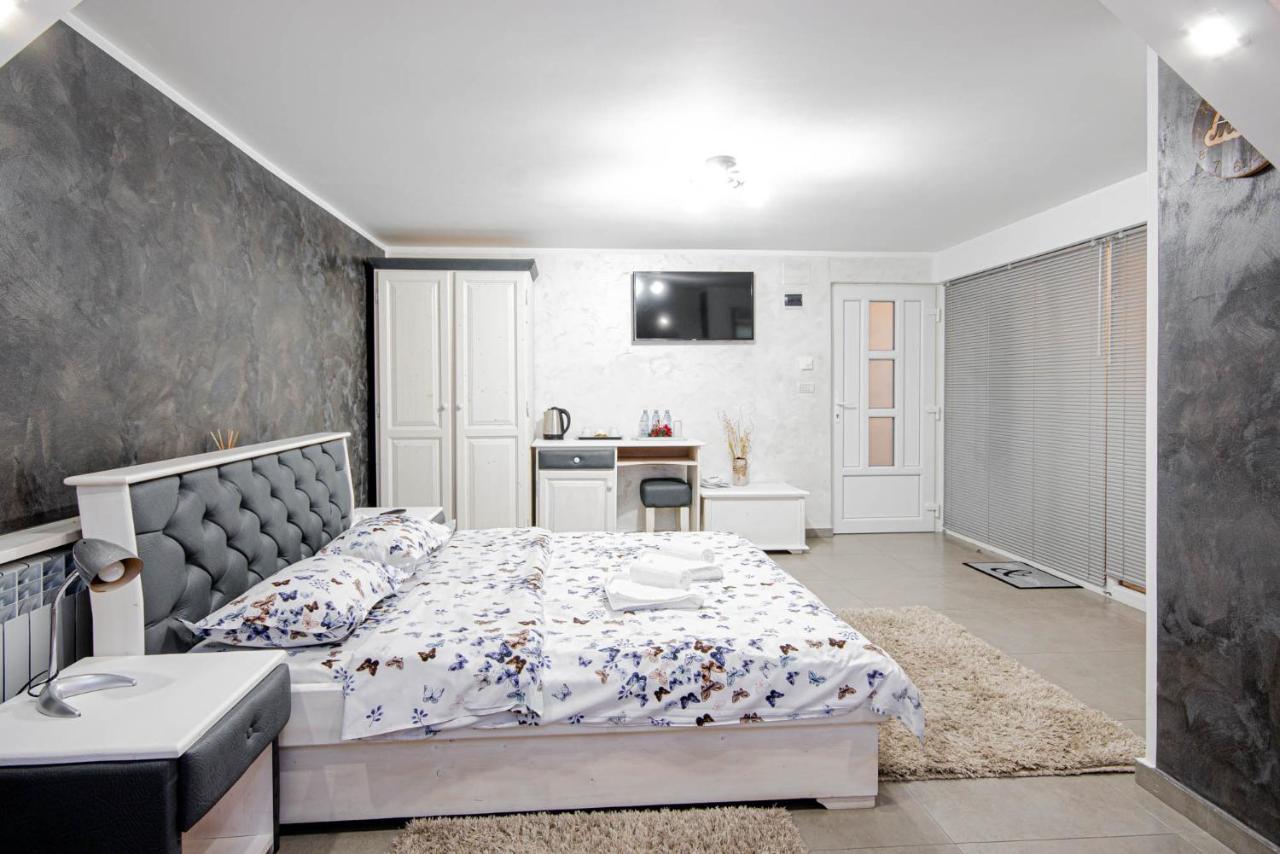 Cazare Moldi - Regim Hotelier Câmpulung Moldovenesc Extérieur photo