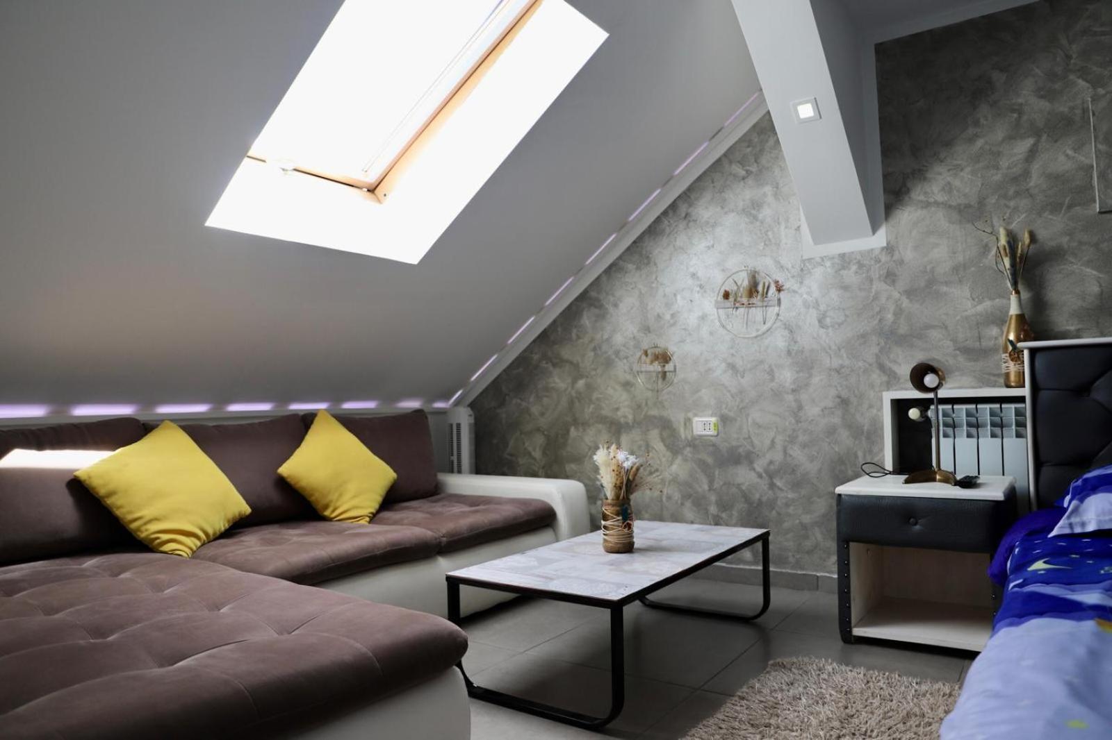 Cazare Moldi - Regim Hotelier Câmpulung Moldovenesc Extérieur photo